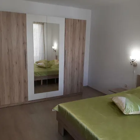 Апартаменти А Море Apartamento *