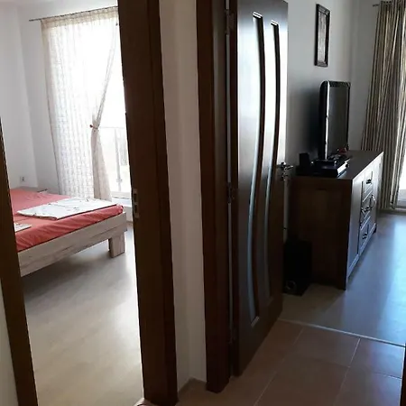 Апартаменти А Море Pomorie